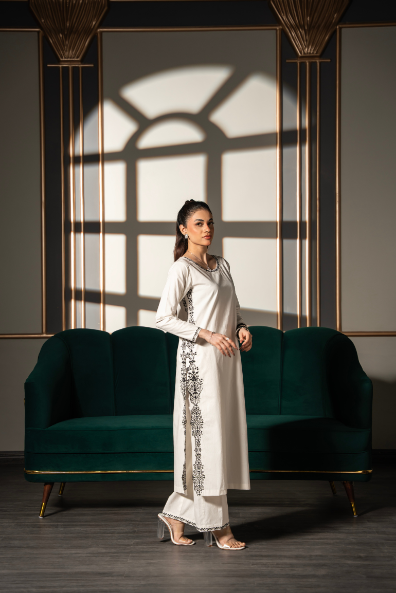 Noor Silhouette