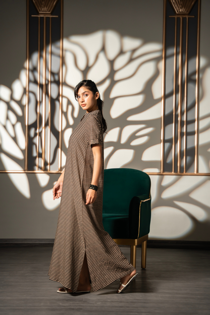 Mocha Line Flow Dress